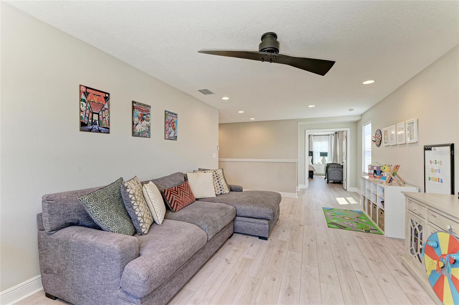 Image 41 of 81 For 12664 Oak Hill Way