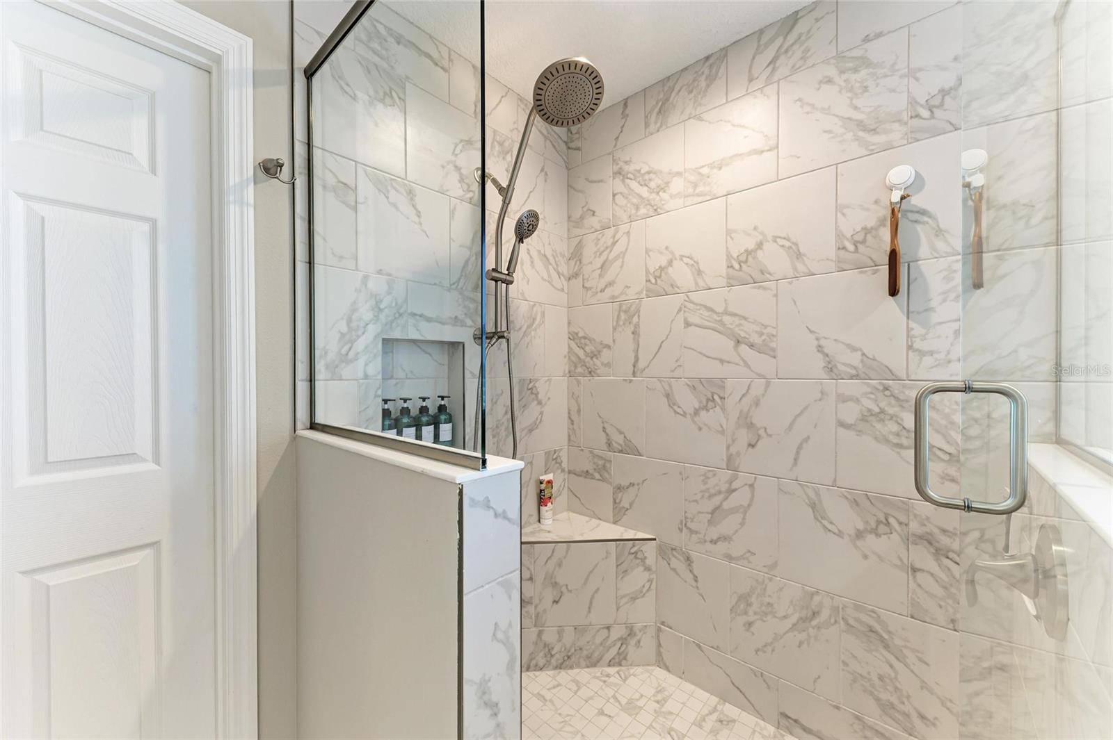 Image 48 of 81 For 12664 Oak Hill Way