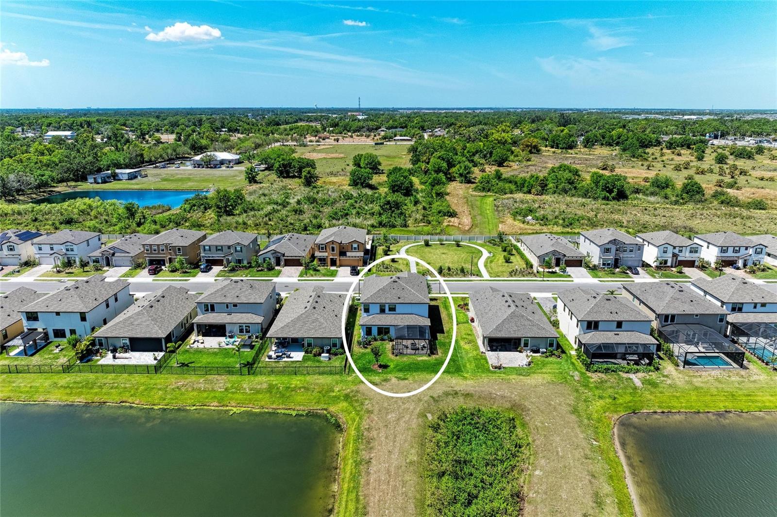 Image 5 of 81 For 12664 Oak Hill Way