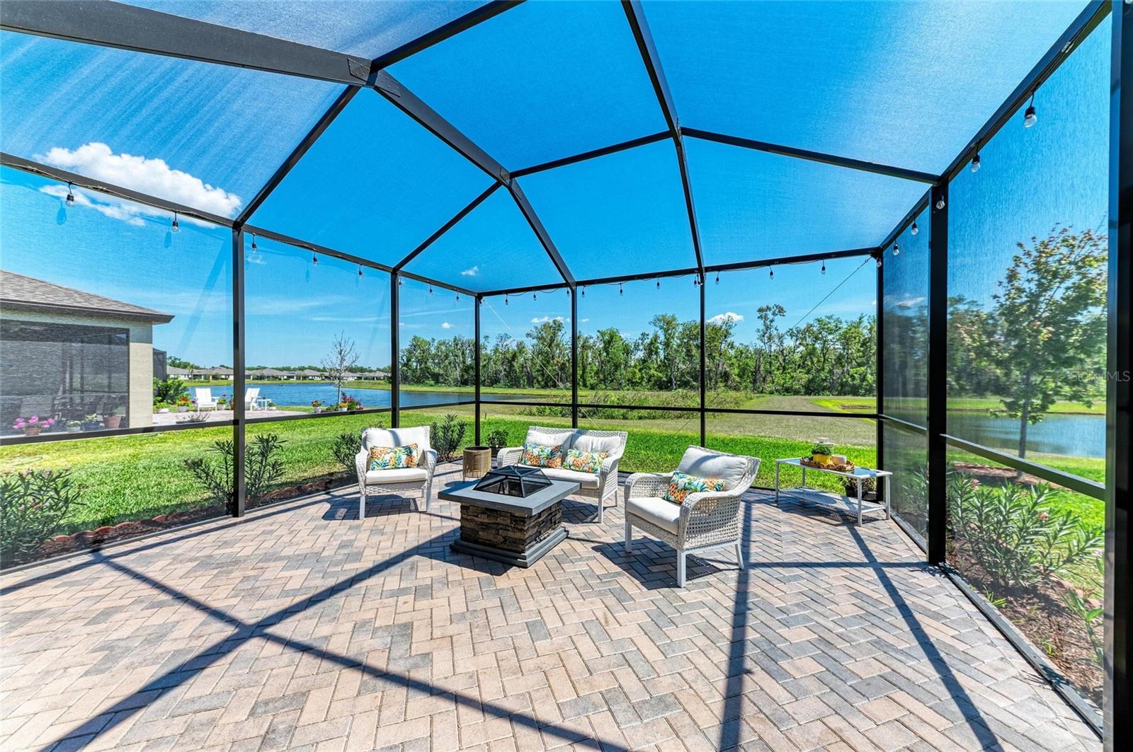 Image 64 of 81 For 12664 Oak Hill Way