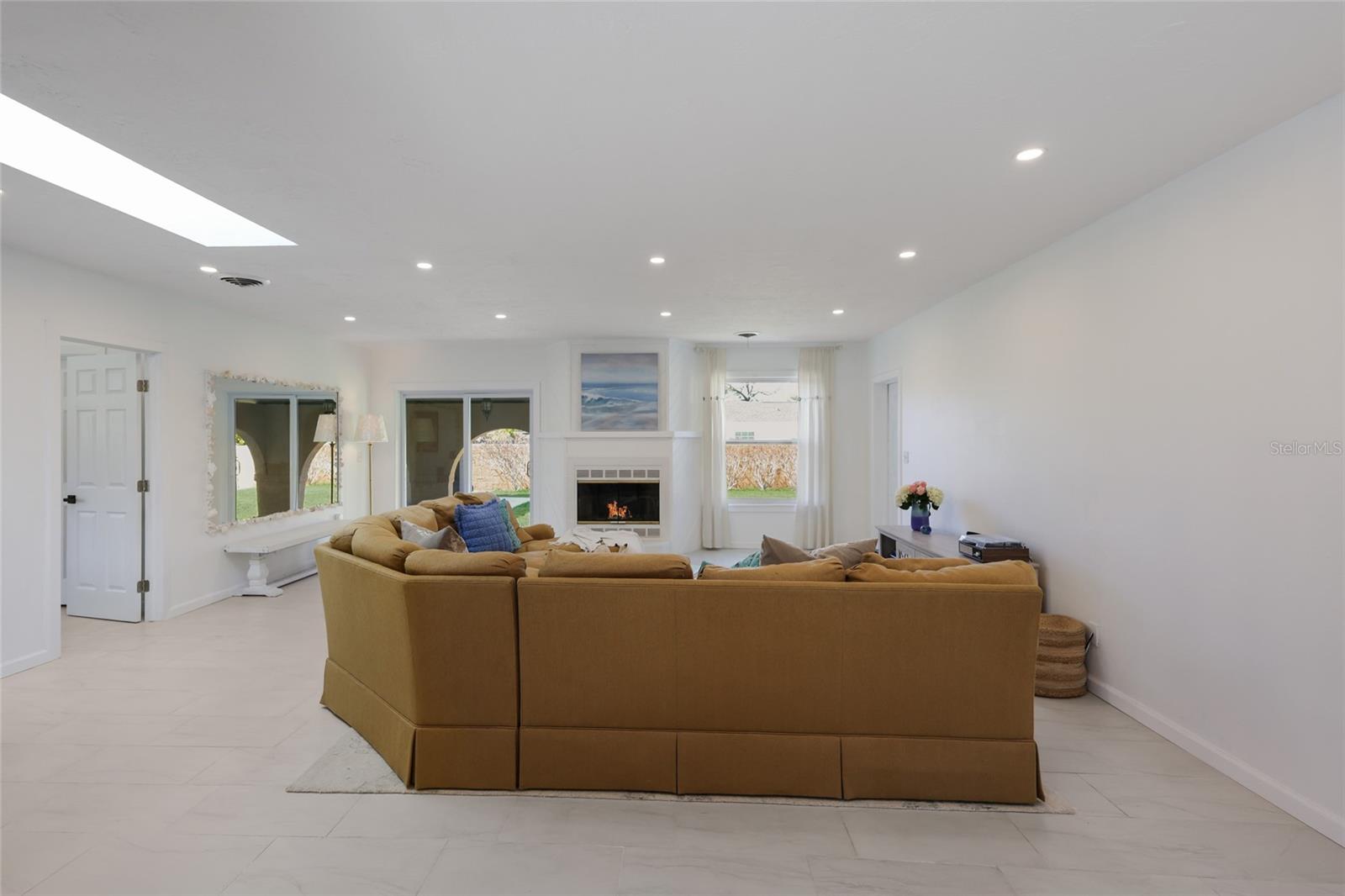 Image 14 of 56 For 4715 7th Avenue W