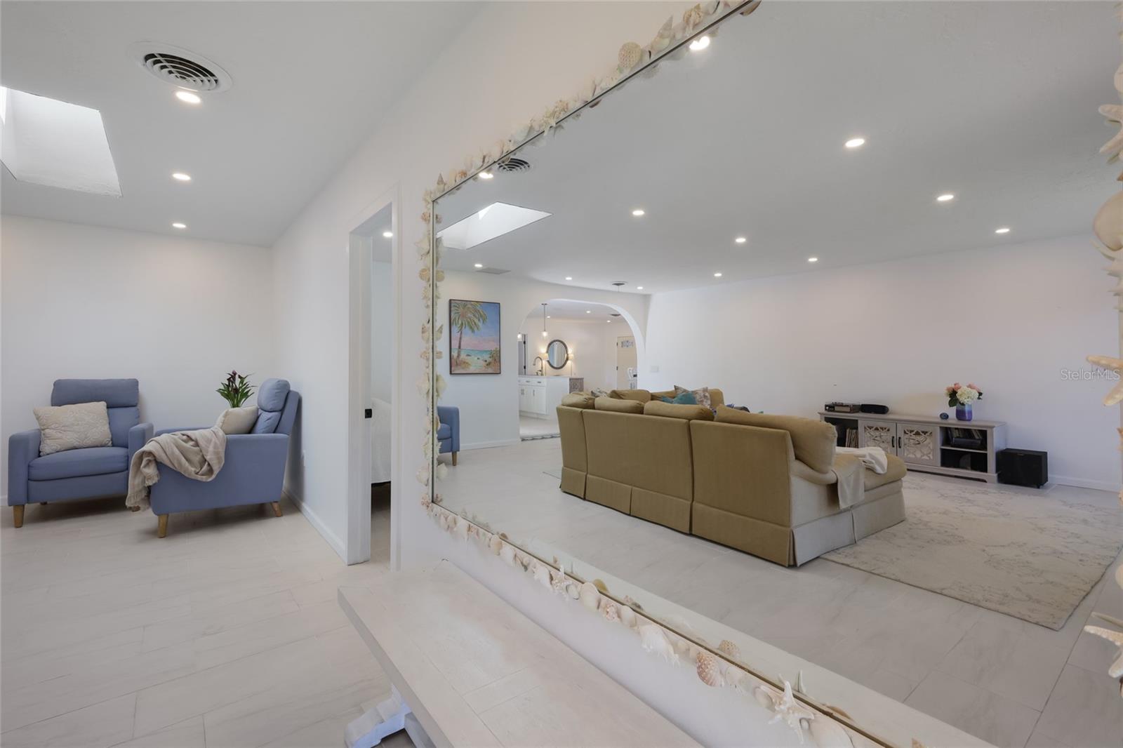 Image 18 of 56 For 4715 7th Avenue W