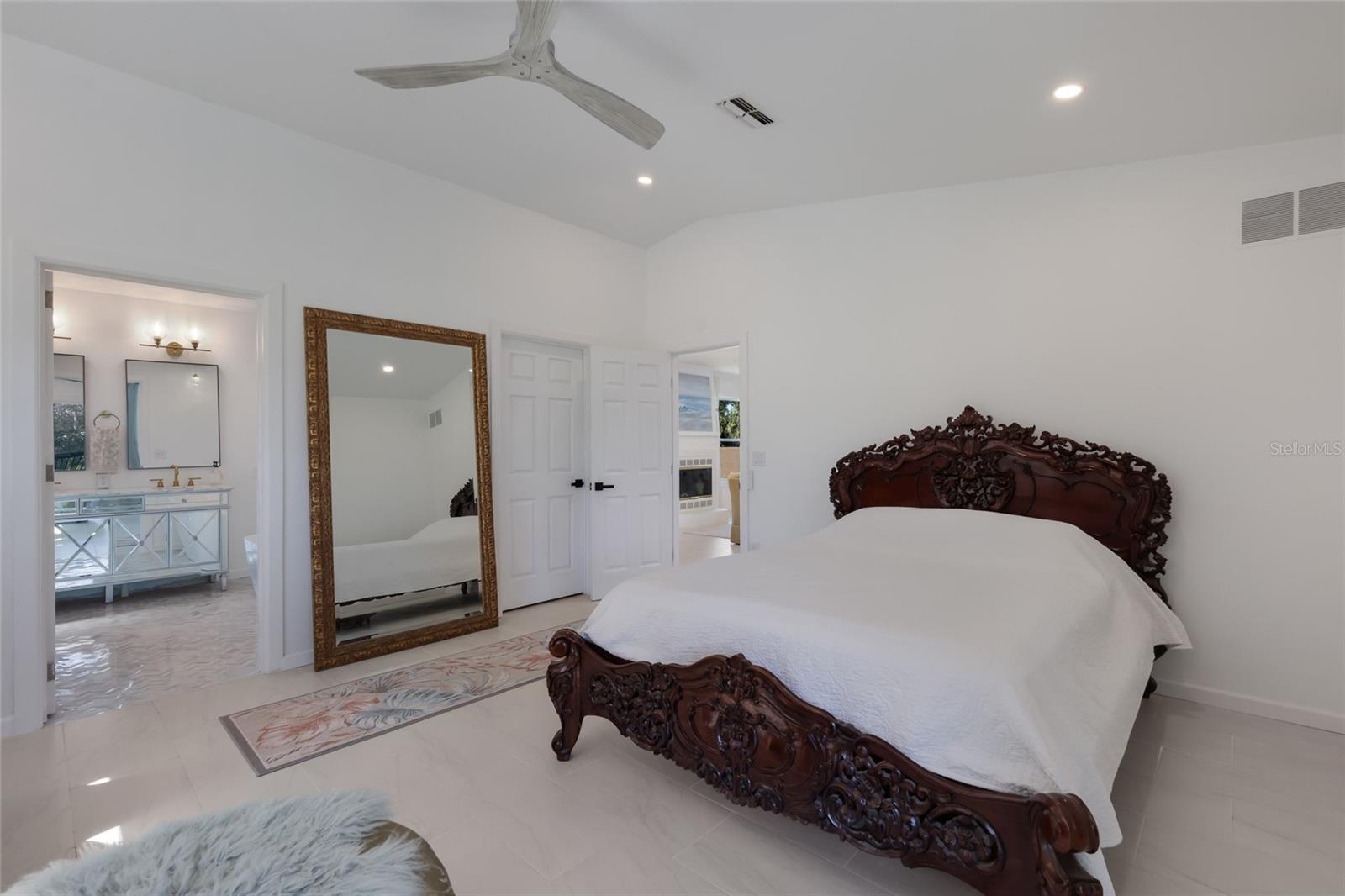 Image 22 of 56 For 4715 7th Avenue W