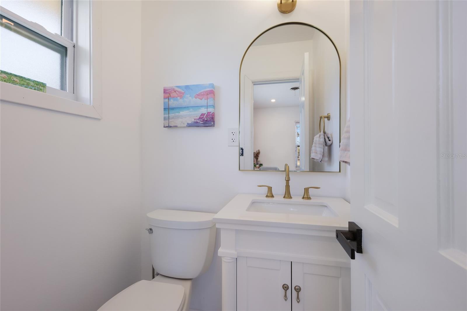 Image 27 of 56 For 4715 7th Avenue W