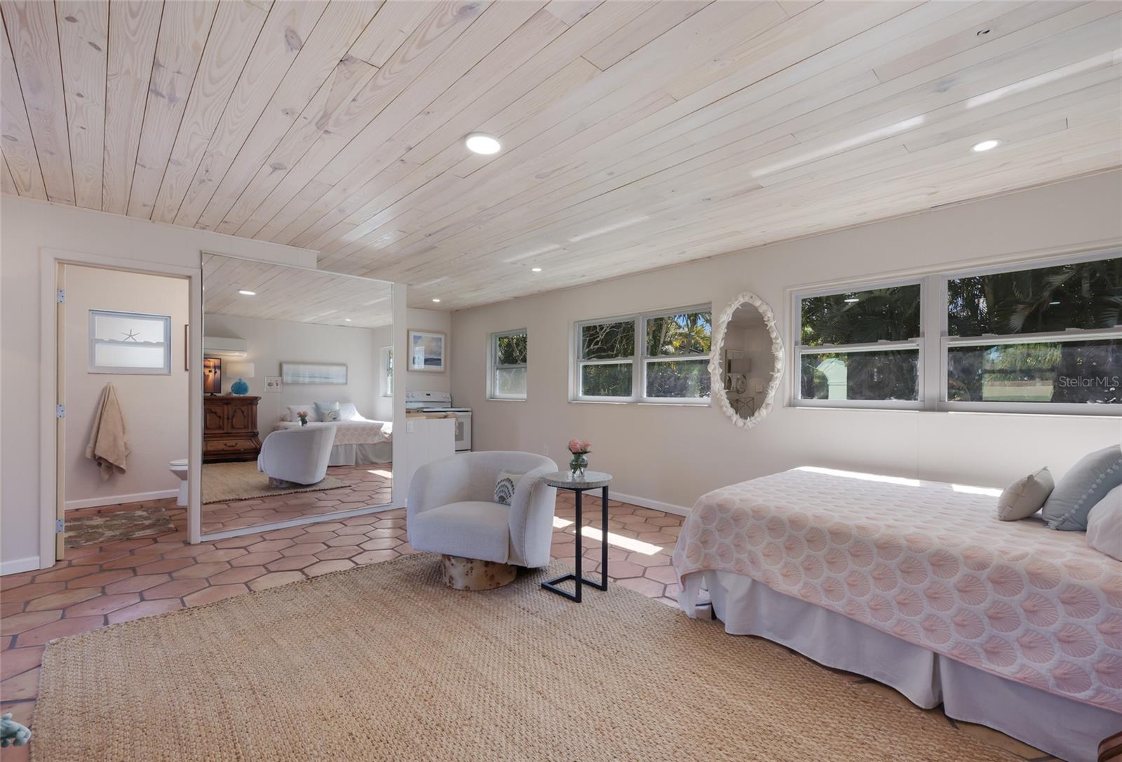 Image 41 of 56 For 4715 7th Avenue W