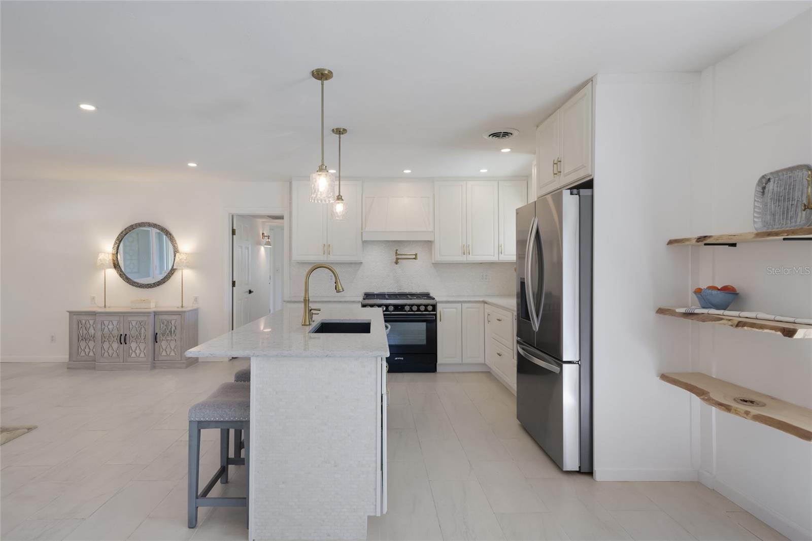 Image 9 of 56 For 4715 7th Avenue W