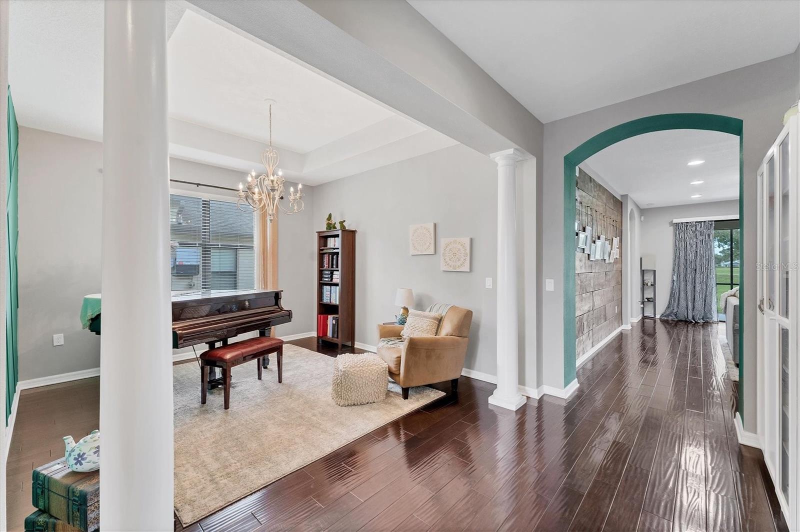 Image 6 of 48 For 9123 Raes Creek Place