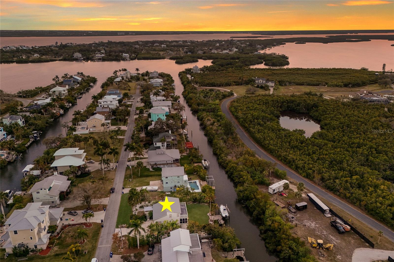 Image 2 of 79 For 115 Burns Road