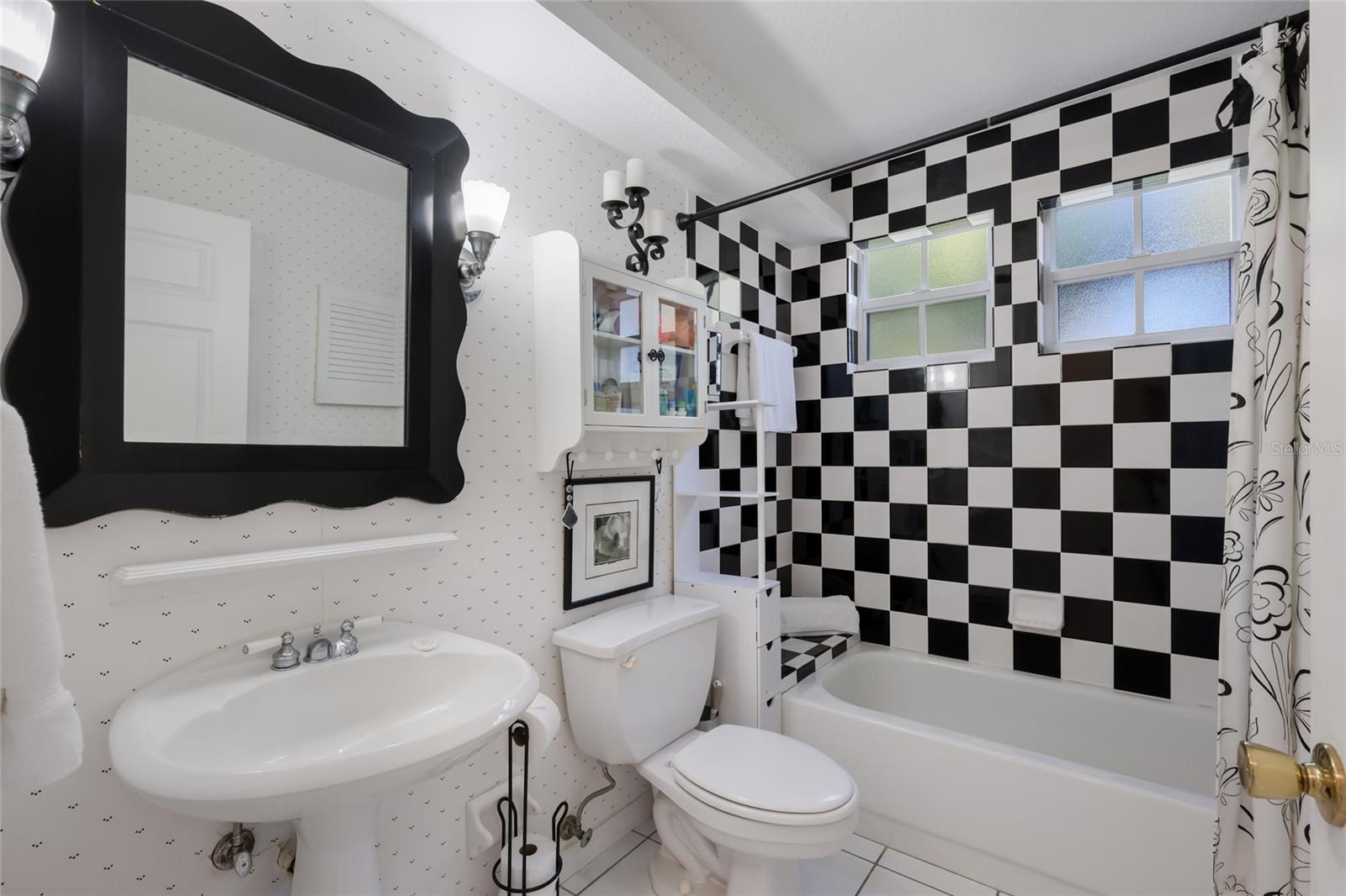 Image 22 of 79 For 115 Burns Road