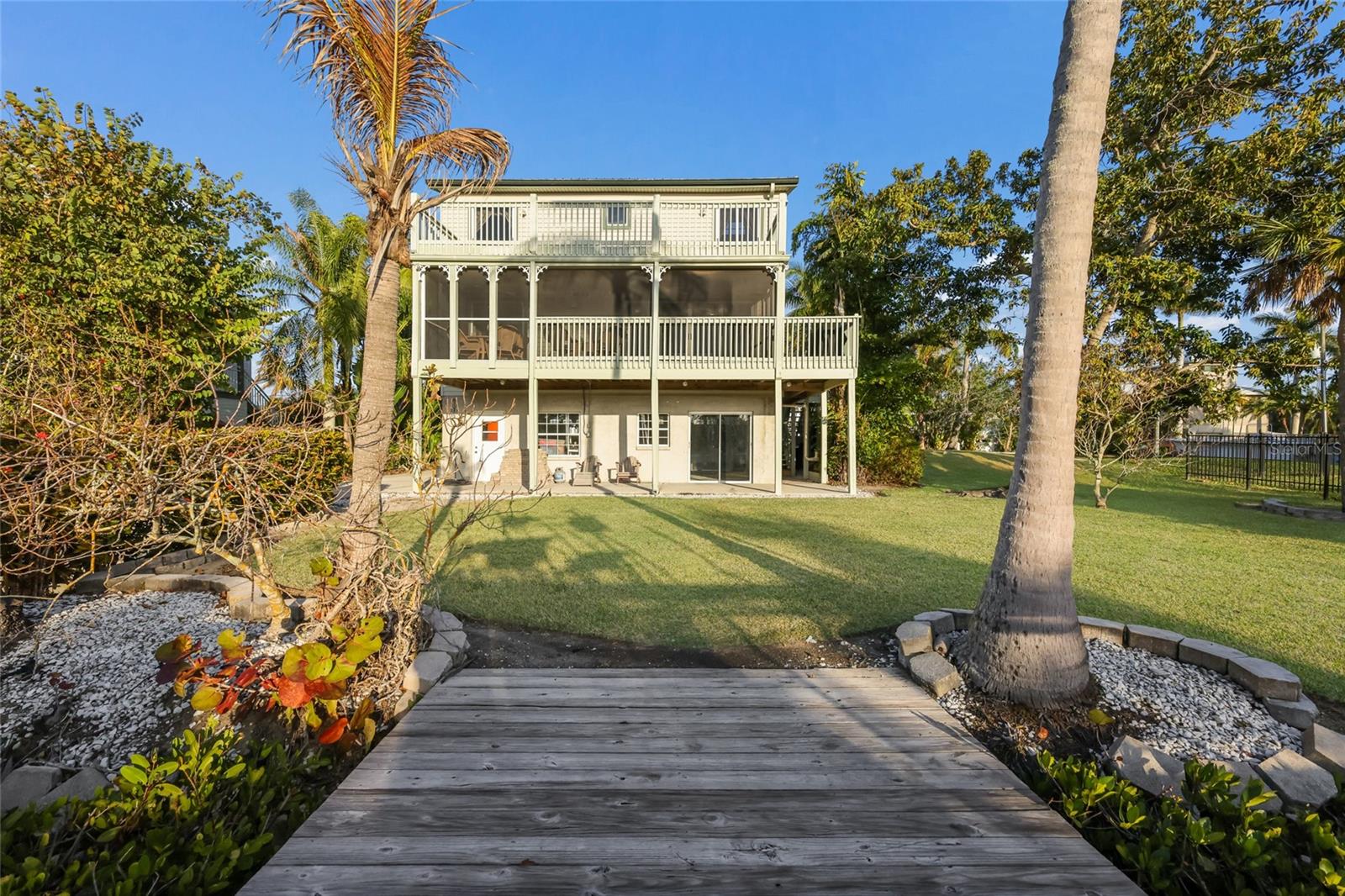 Image 36 of 79 For 115 Burns Road