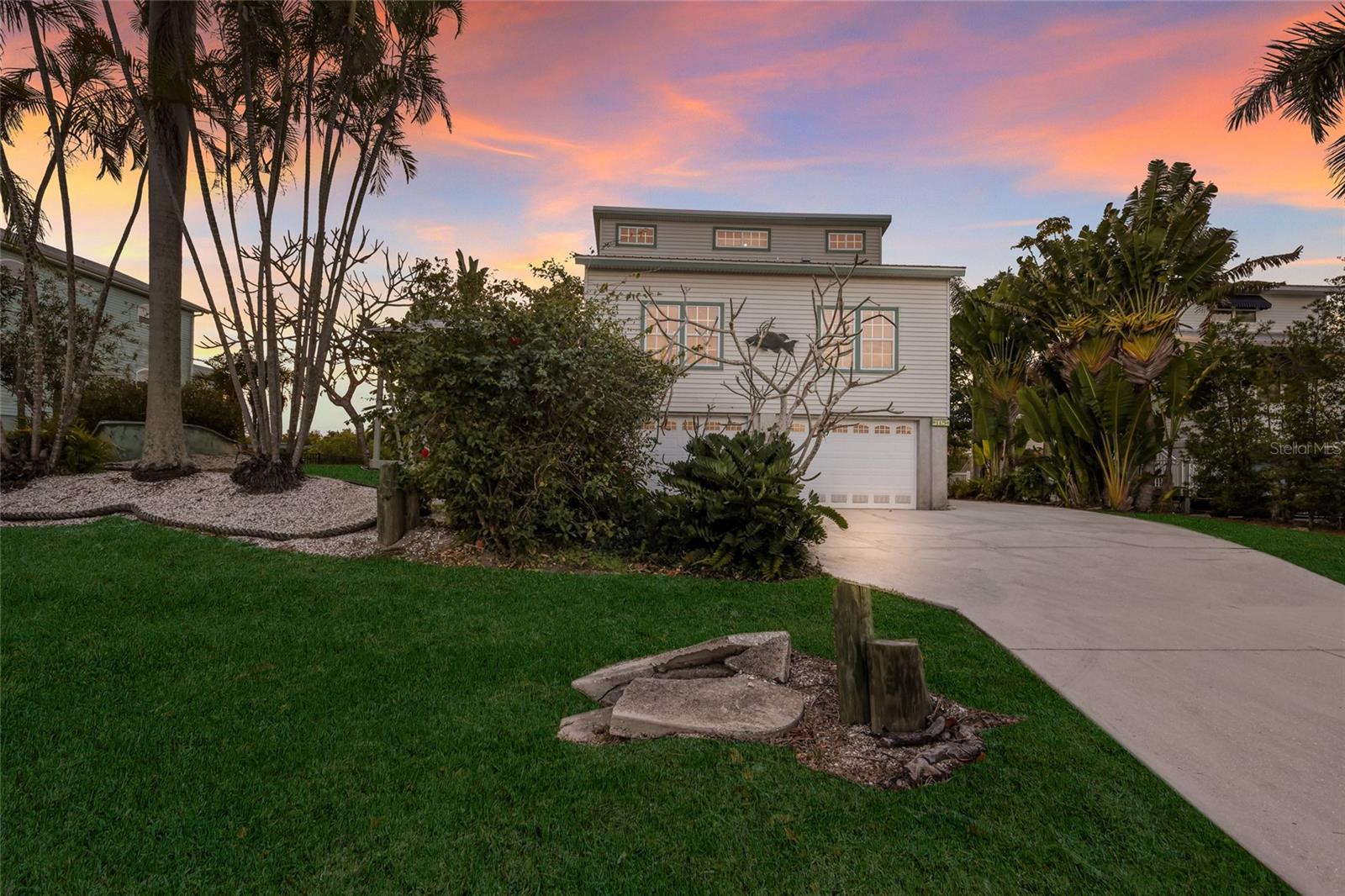 Image 47 of 79 For 115 Burns Road