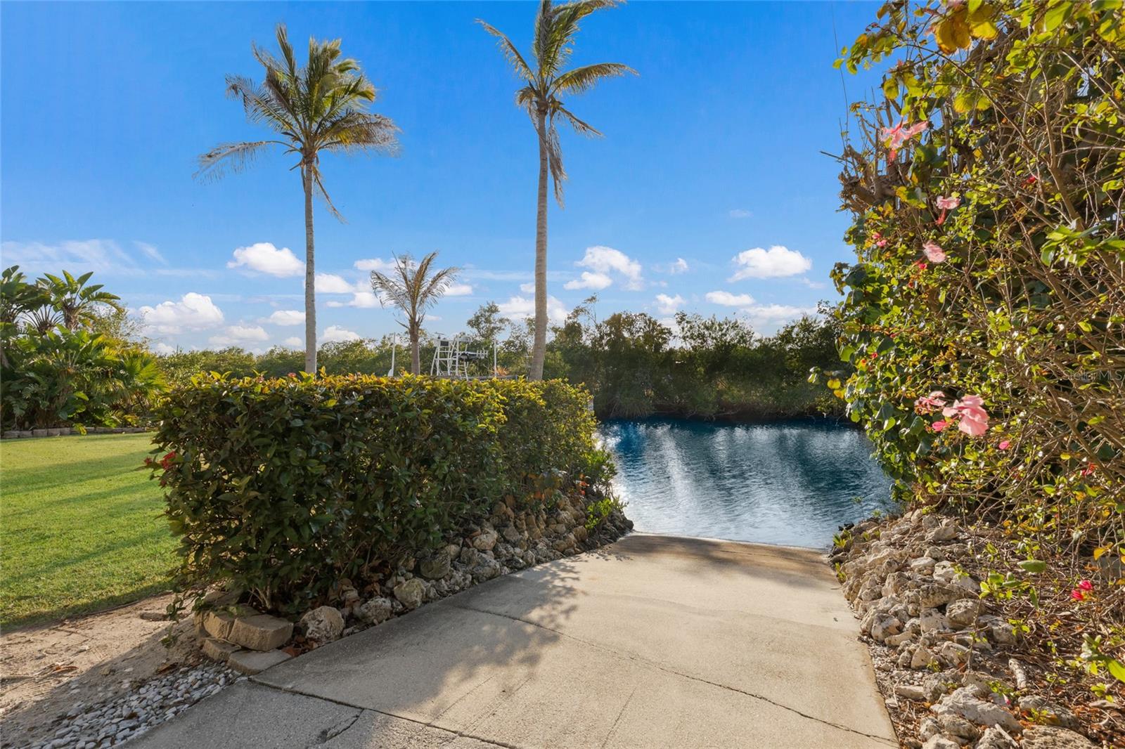 Image 5 of 79 For 115 Burns Road