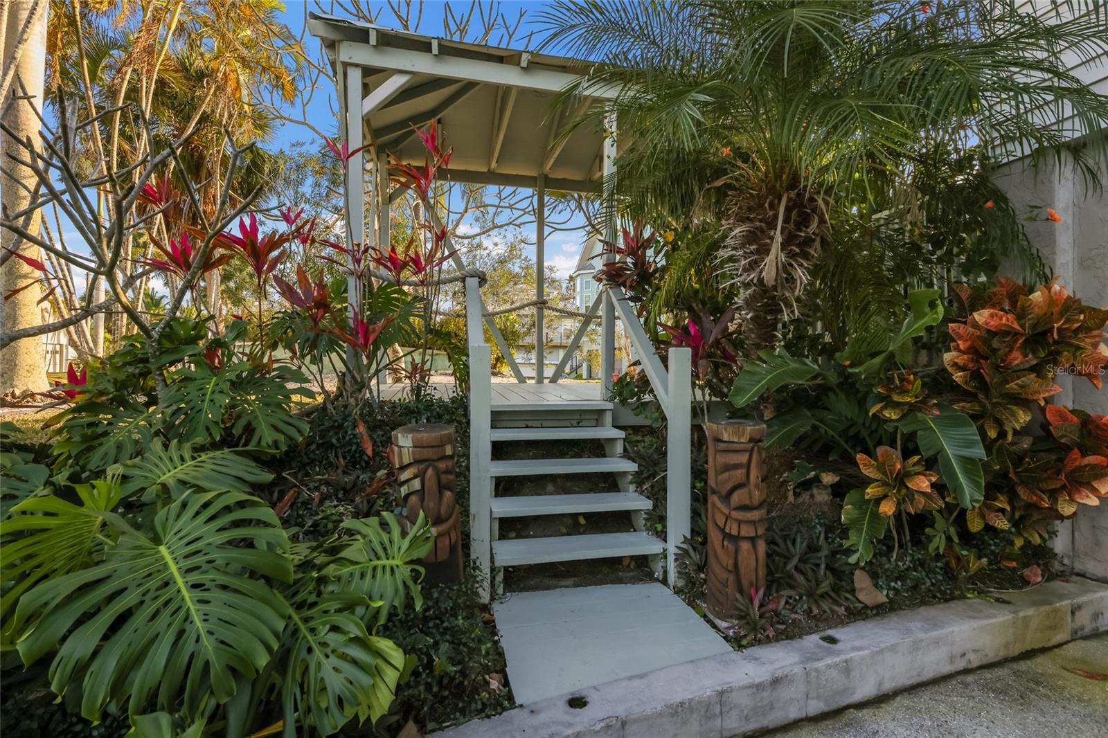 Image 9 of 79 For 115 Burns Road