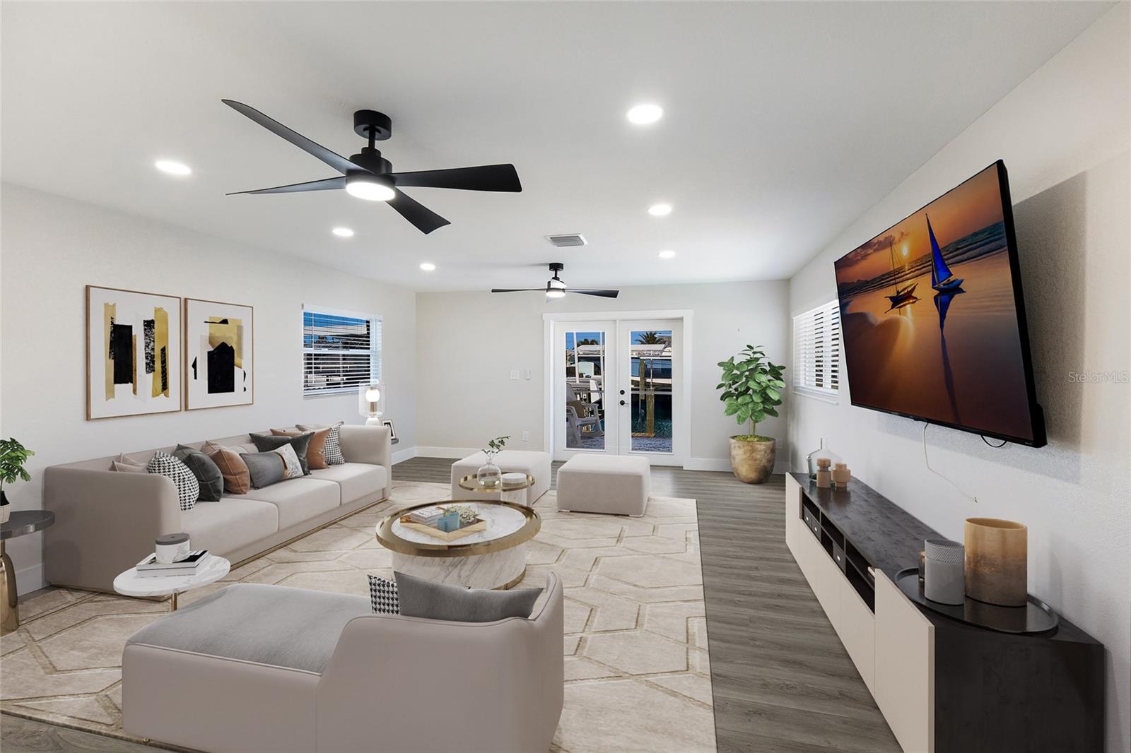 Image 16 of 57 For 10316 Kingfisher Road W