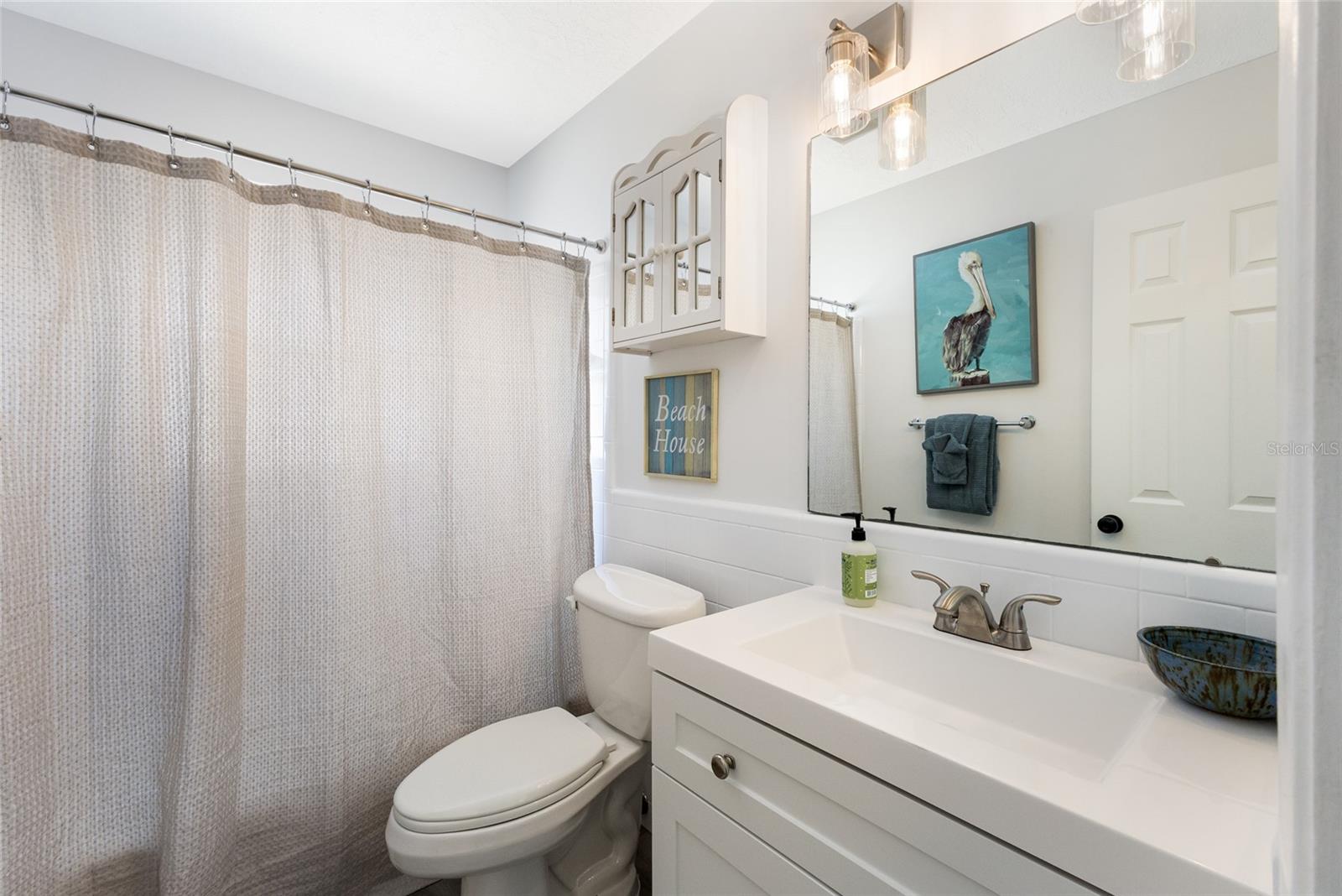 Image 28 of 57 For 10316 Kingfisher Road W