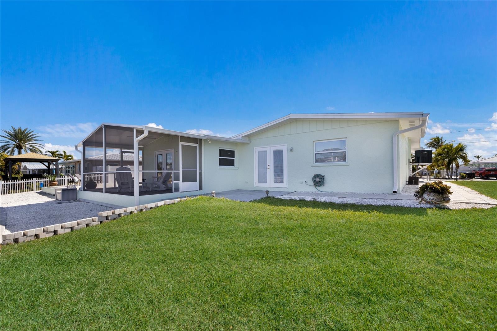 Image 49 of 57 For 10316 Kingfisher Road W