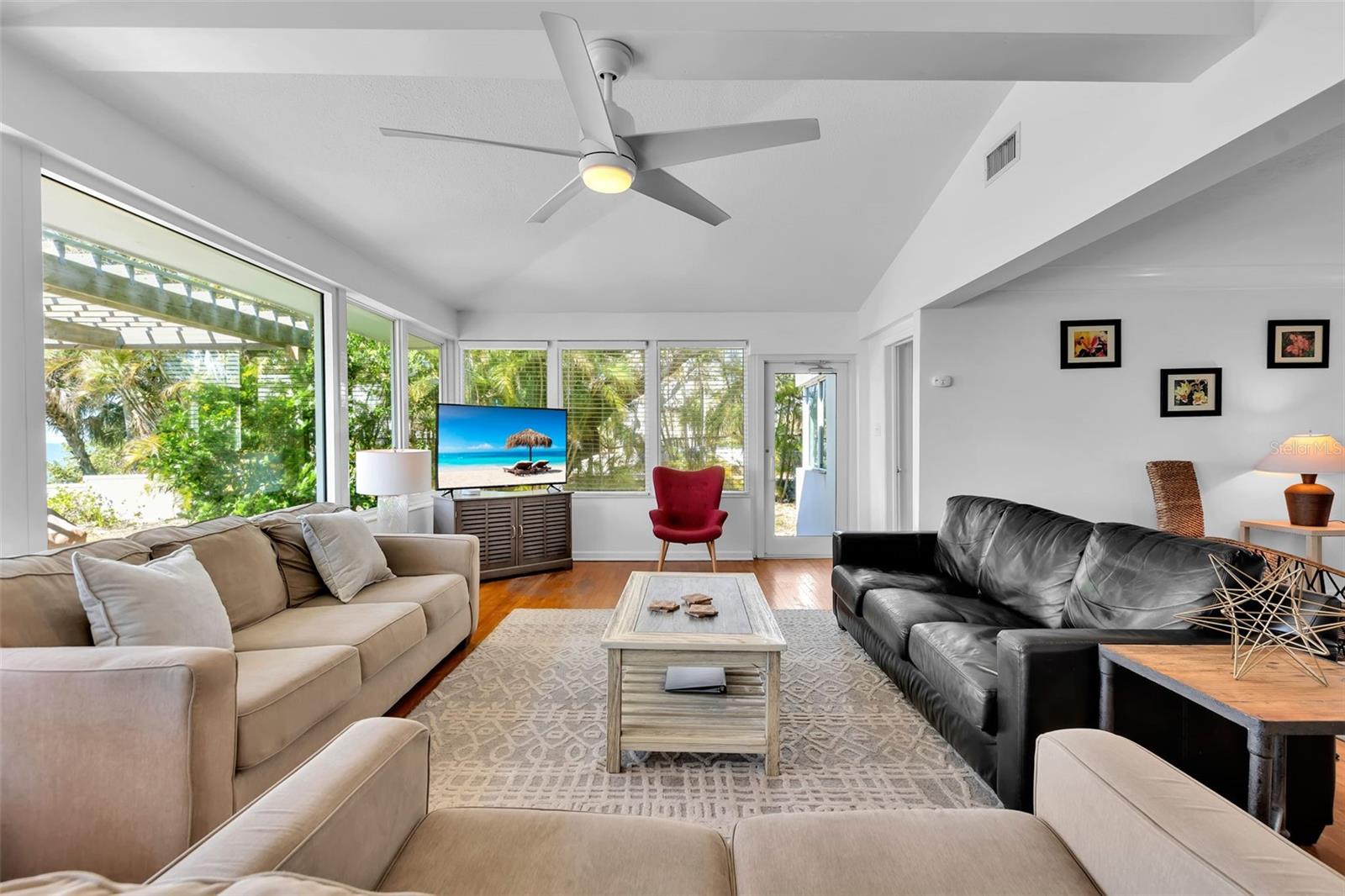 Image 31 of 46 For 820 Indian Beach Drive