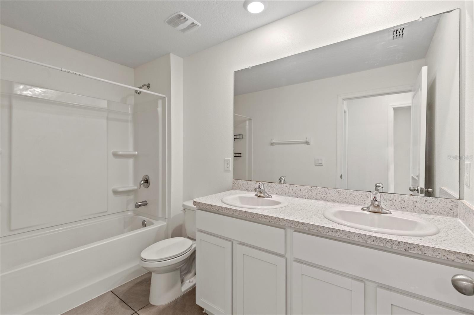 Image 16 of 24 For 2805 Rock Sound Street