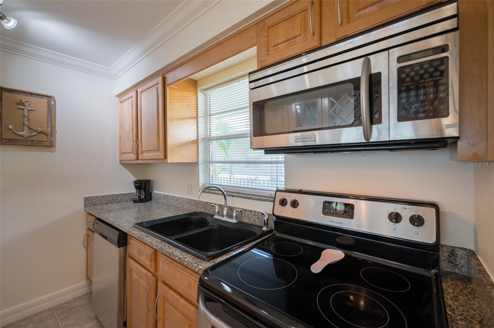 Image 11 of 30 For 3360 Osprey Avenue 205b