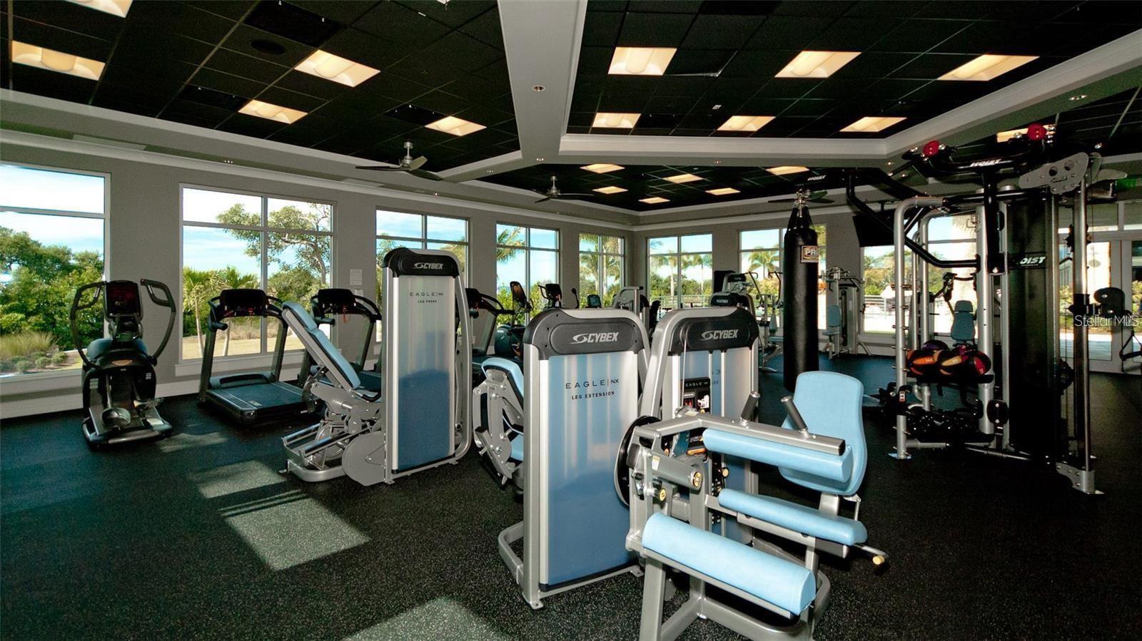 Image 18 of 20 For 324 Harbour Sound Court