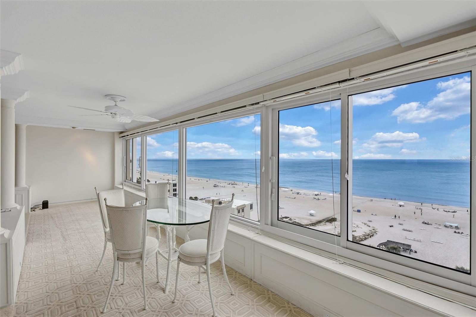 Image 12 of 78 For 6140 Midnight Pass Road 904