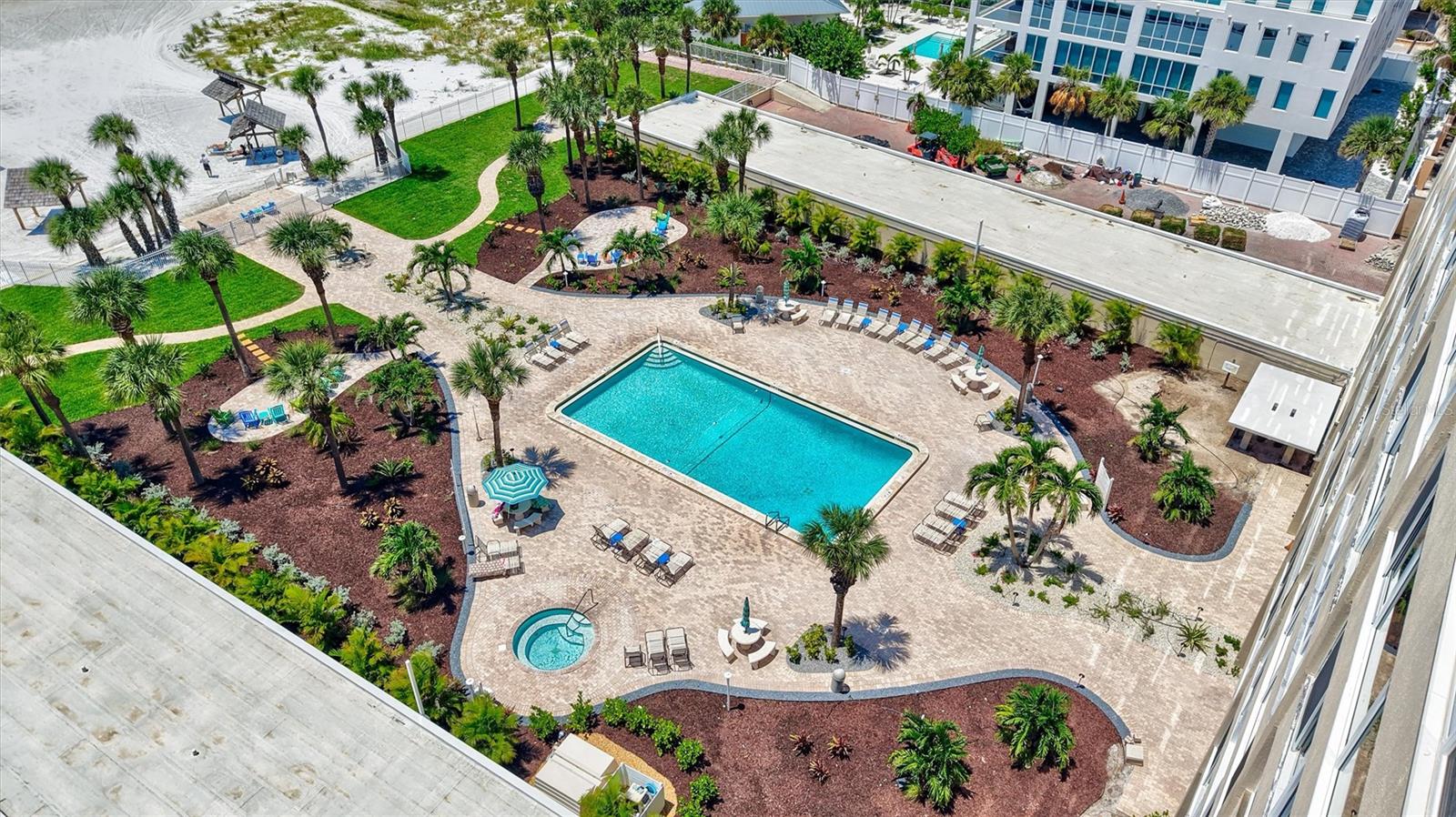 Image 13 of 78 For 6140 Midnight Pass Road 904