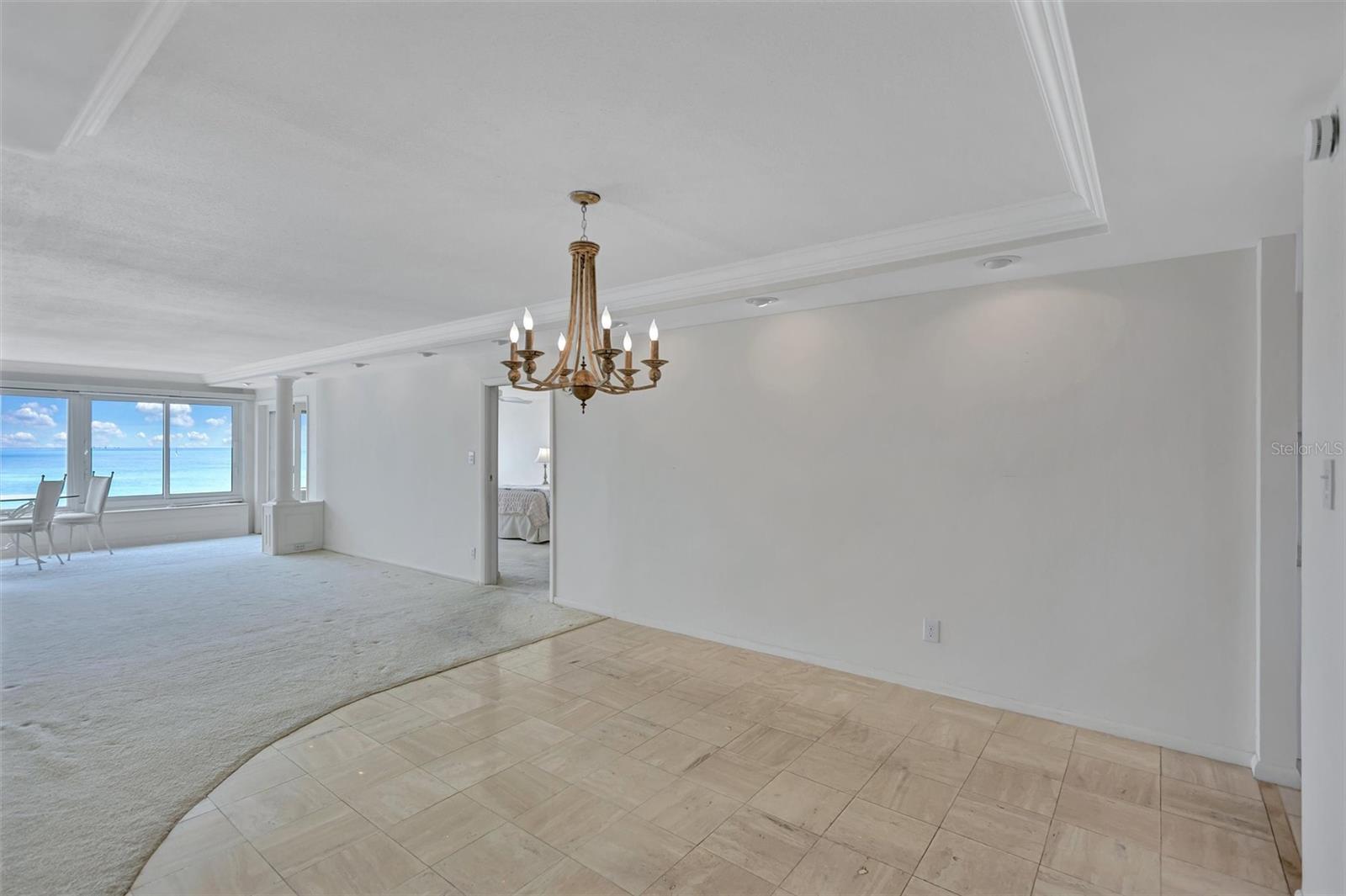 Image 17 of 78 For 6140 Midnight Pass Road 904