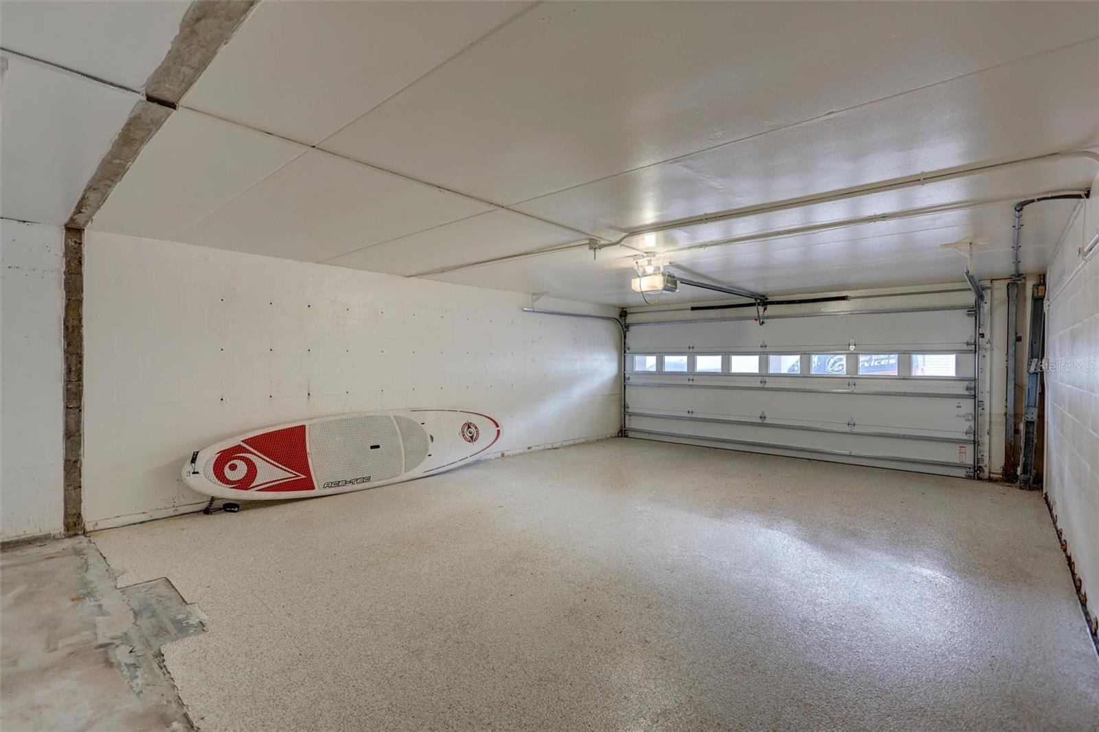 Image 41 of 78 For 6140 Midnight Pass Road 904