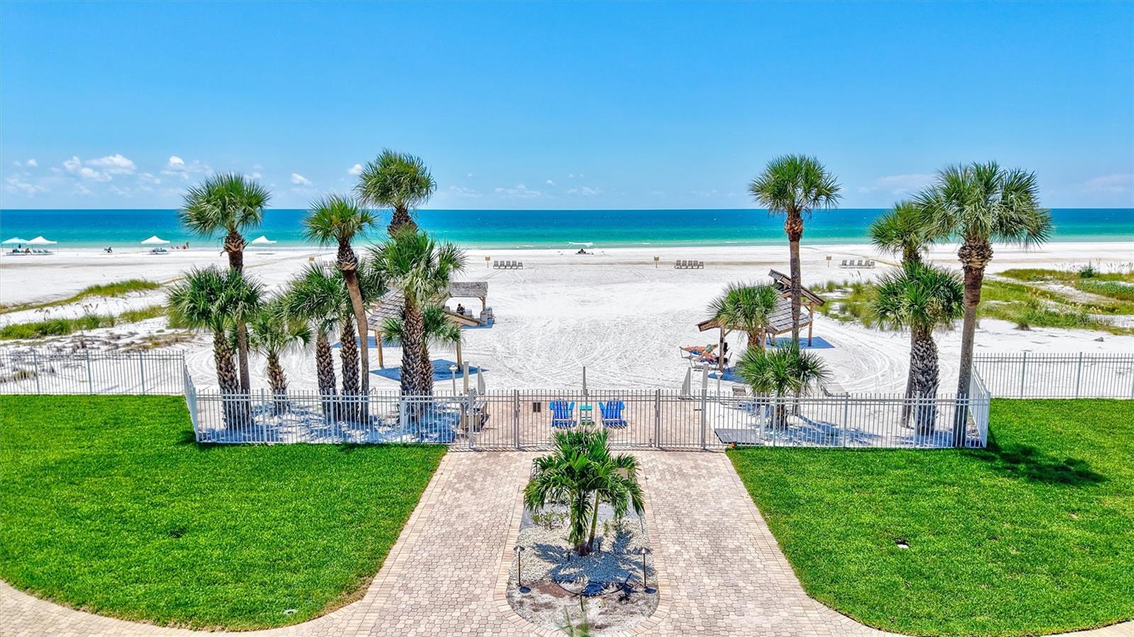 Image 49 of 78 For 6140 Midnight Pass Road 904