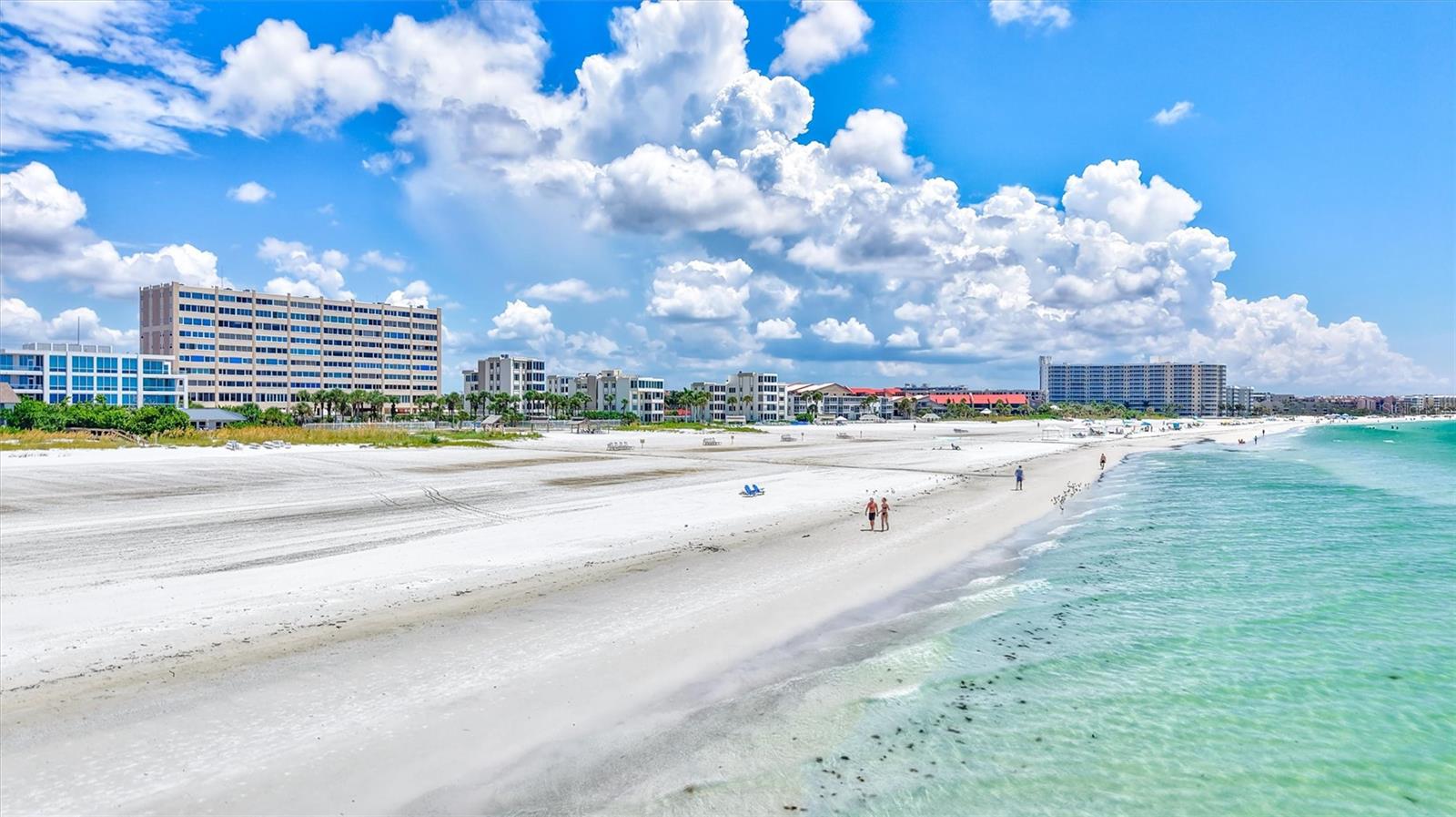 Image 52 of 78 For 6140 Midnight Pass Road 904