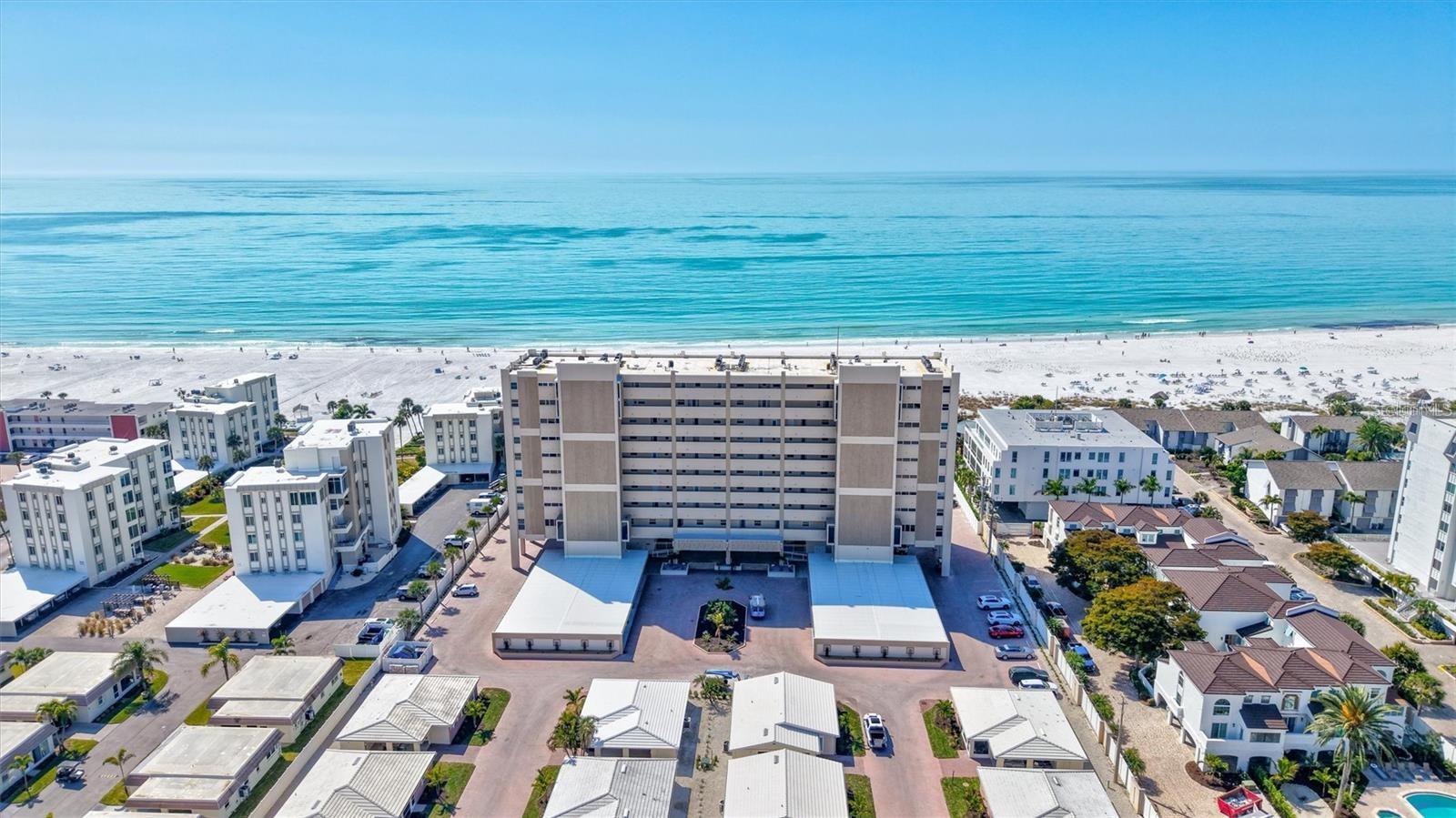 Image 60 of 78 For 6140 Midnight Pass Road 904