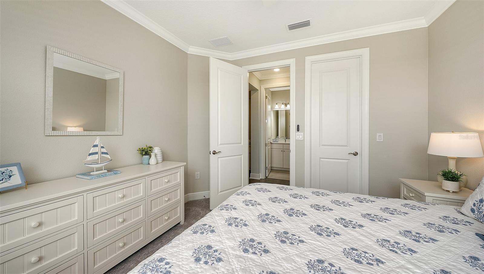 Image 30 of 58 For 18020 Cresswind Terrace