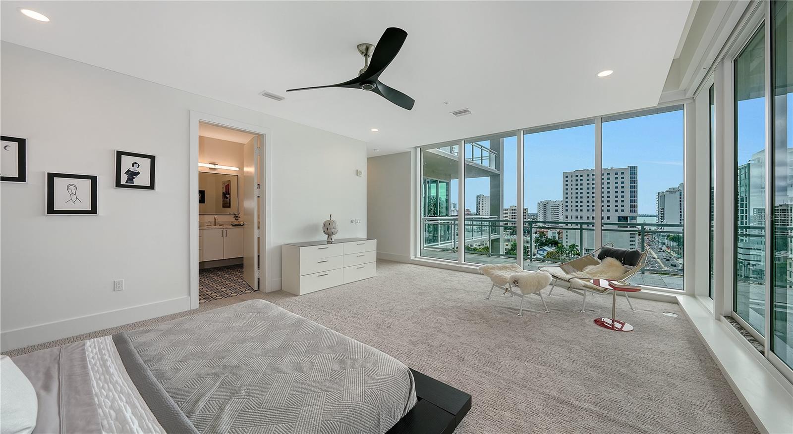 Image 21 of 67 For 540 Tamiami Trail 1004