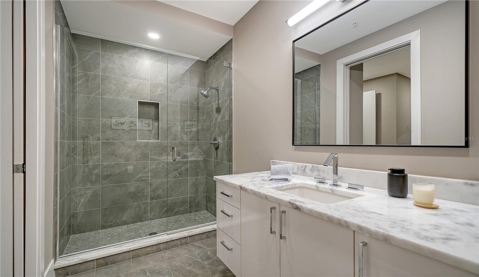 Image 26 of 67 For 540 Tamiami Trail 1004