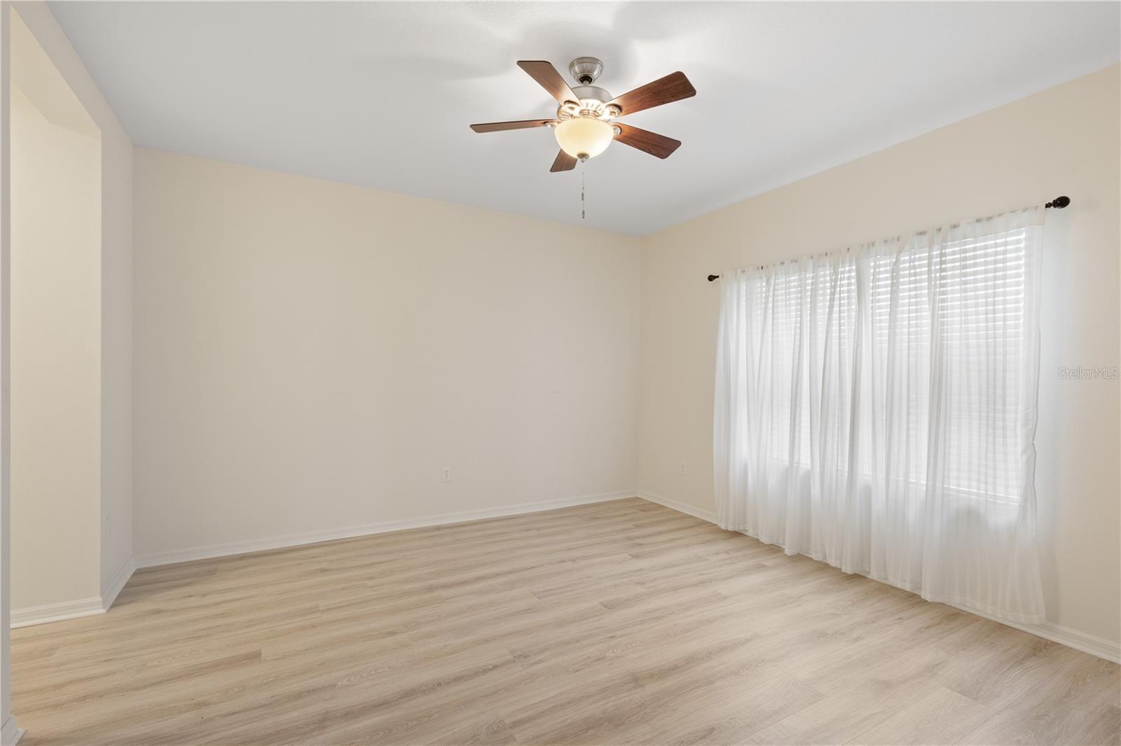 Image 19 of 41 For 5312 Fairfield Boulevard