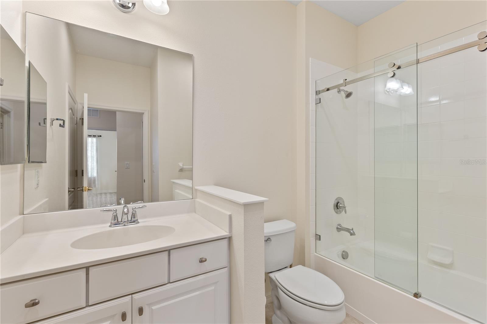 Image 29 of 41 For 5312 Fairfield Boulevard