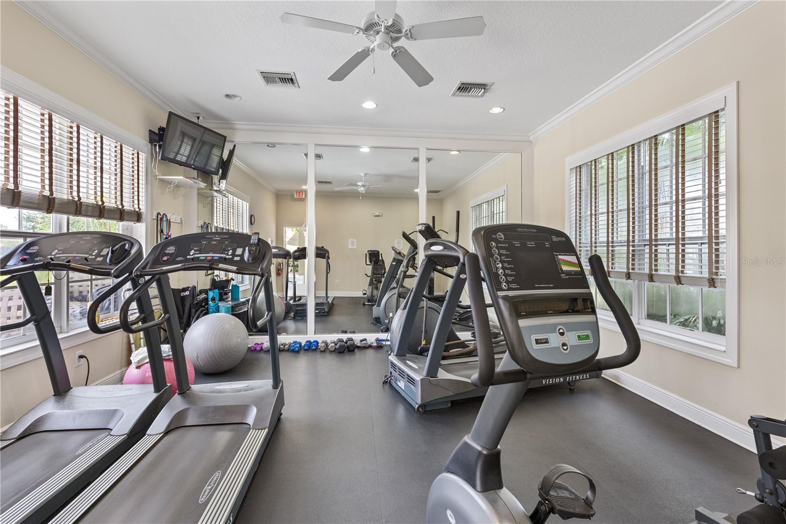 Image 39 of 41 For 5312 Fairfield Boulevard