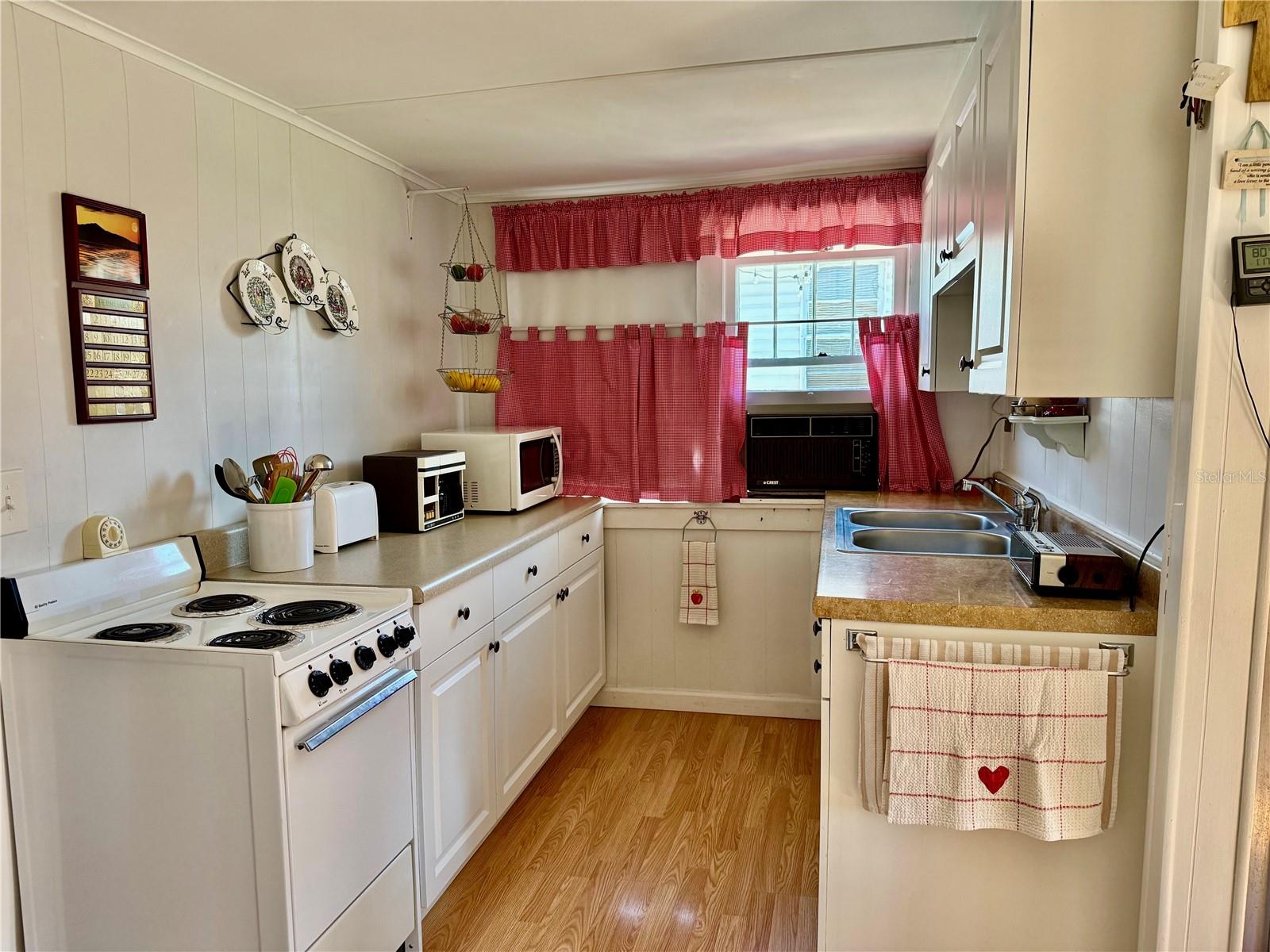 Image 21 of 37 For 9 Ponce De Leon Street