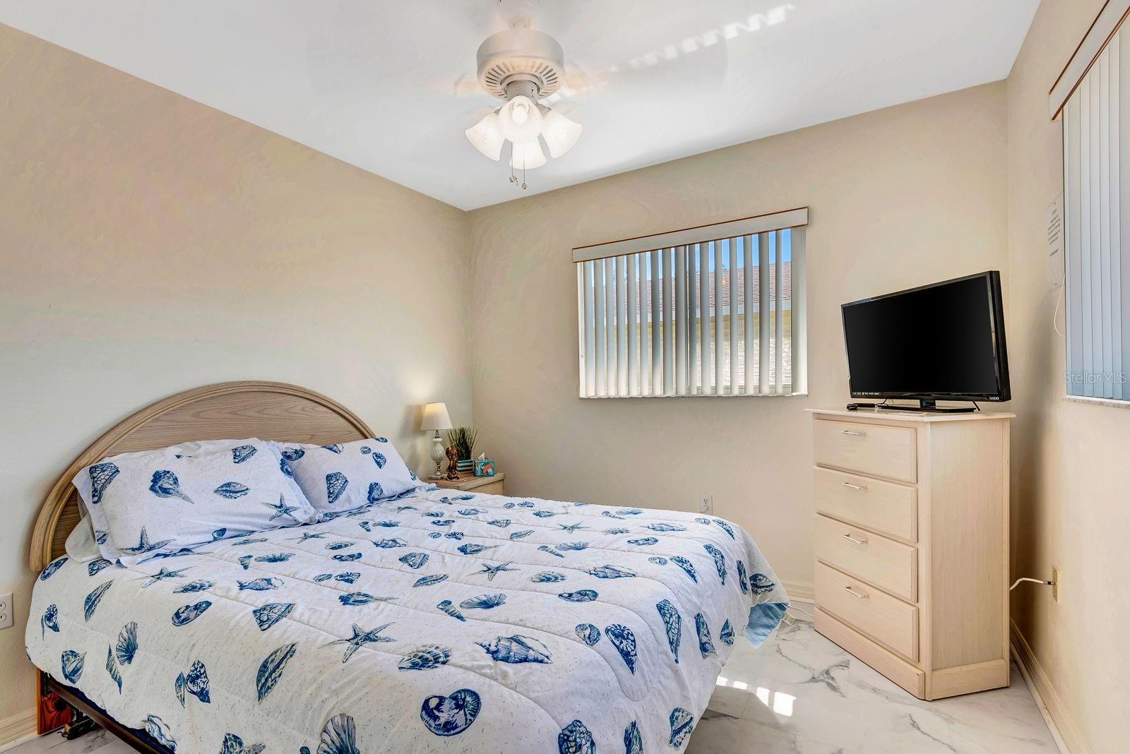 Image 20 of 57 For 2409 Avenue B