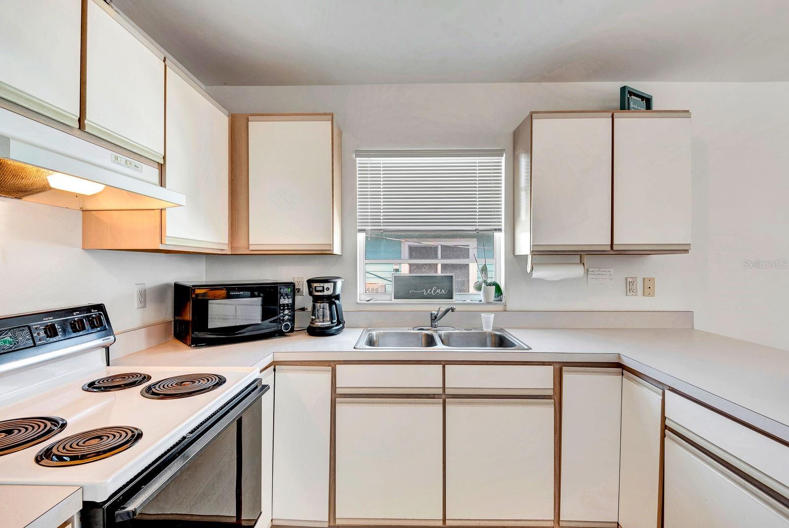 Image 31 of 57 For 2409 Avenue B