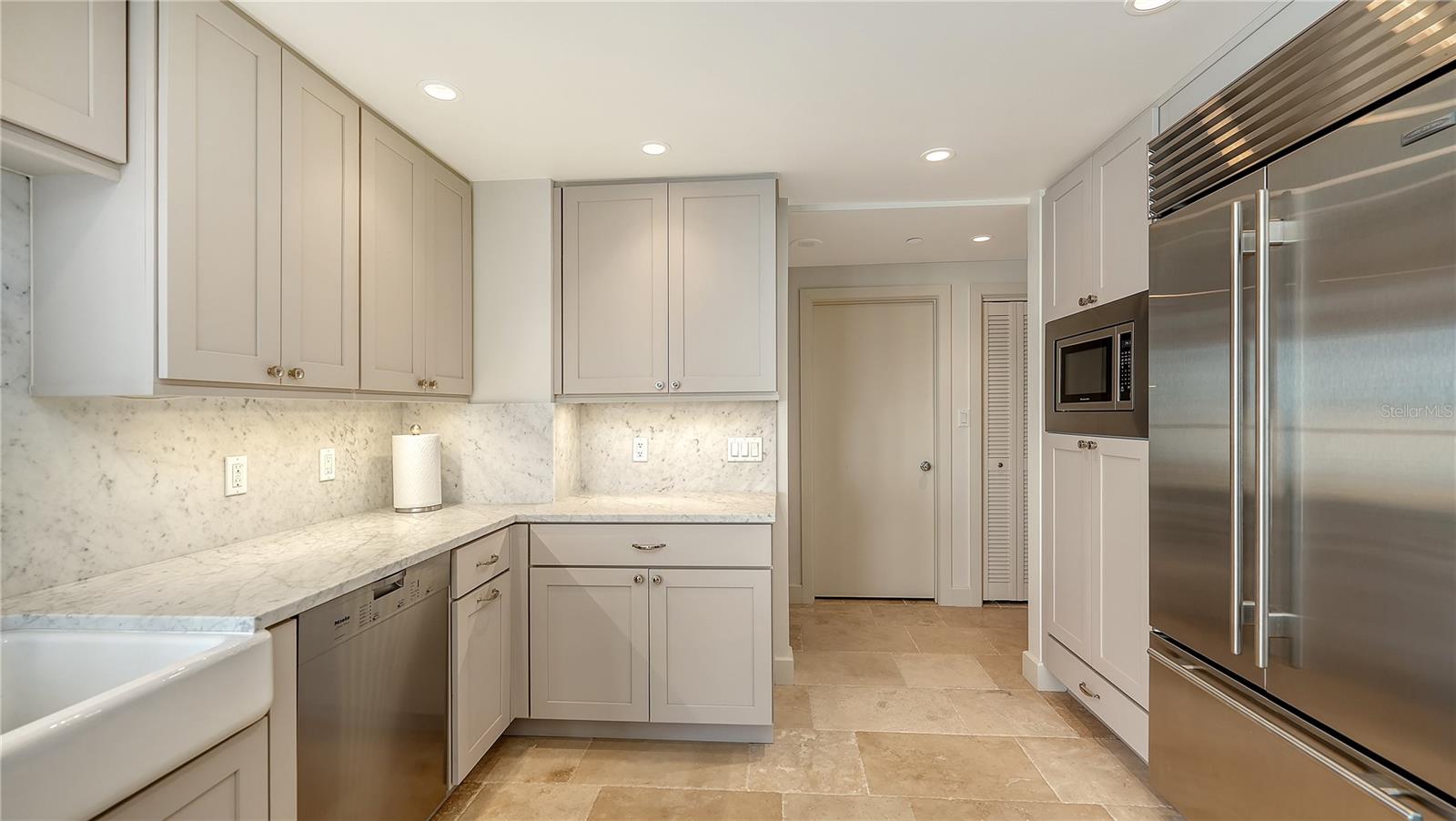 Image 20 of 45 For 1211 Gulf Of Mexico Drive 610