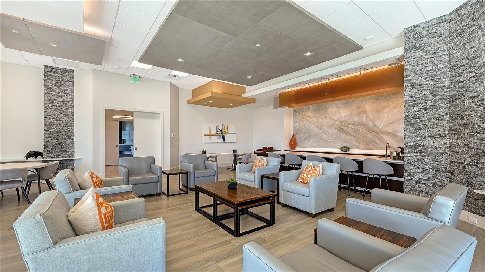 Image 33 of 45 For 1211 Gulf Of Mexico Drive 610