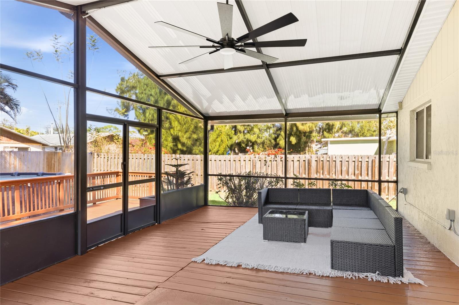 Image 19 of 26 For 5320 Moeller Avenue