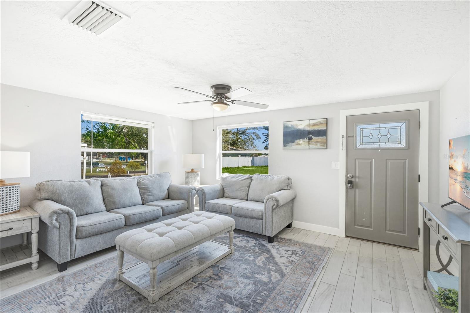 Image 4 of 26 For 5320 Moeller Avenue