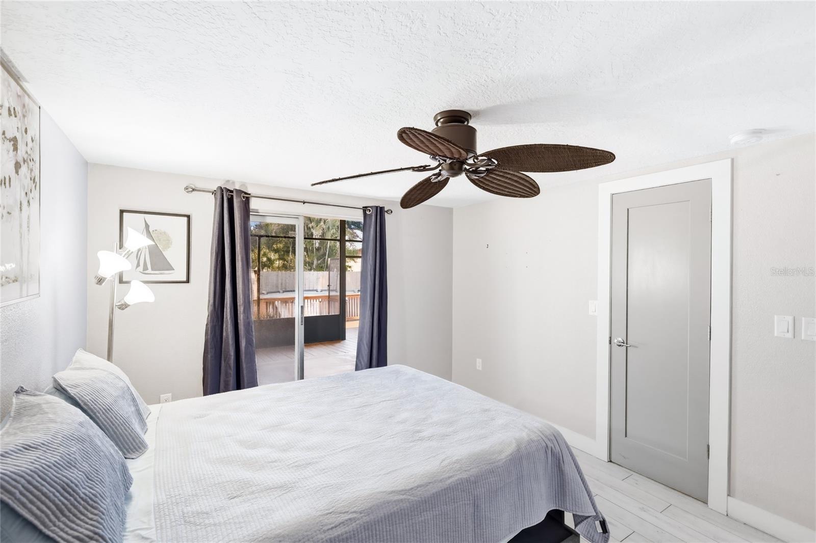 Image 9 of 26 For 5320 Moeller Avenue