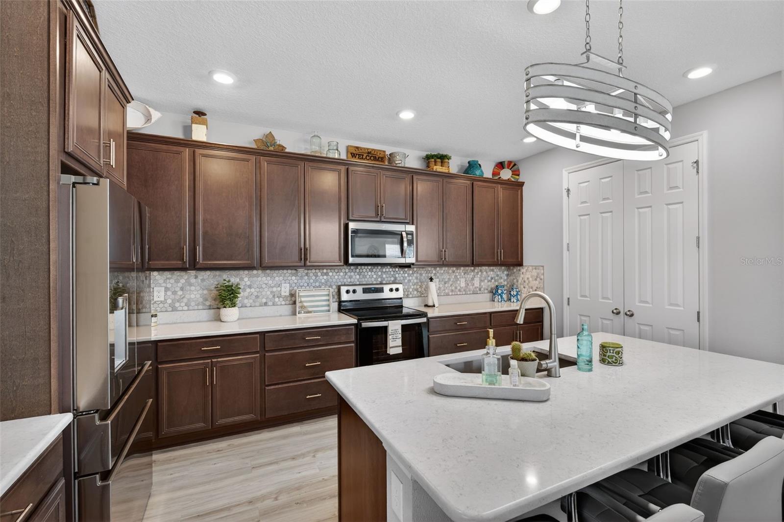 Image 16 of 53 For 14238 59th Circle E