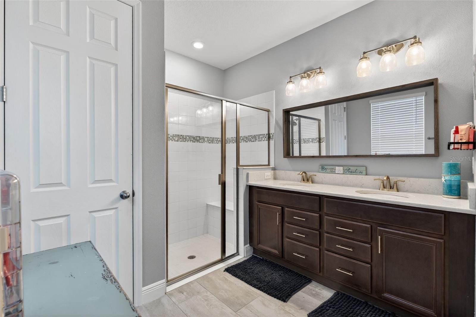 Image 23 of 53 For 14238 59th Circle E