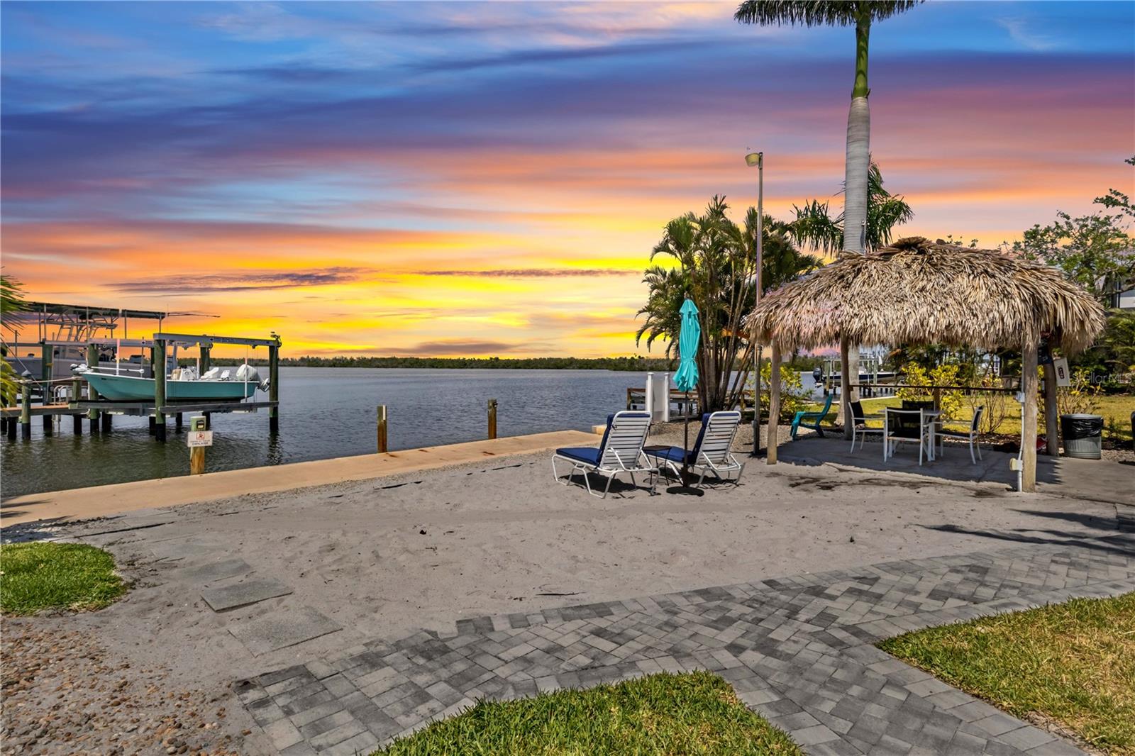 Listing photo id 13 for Address Not Provided