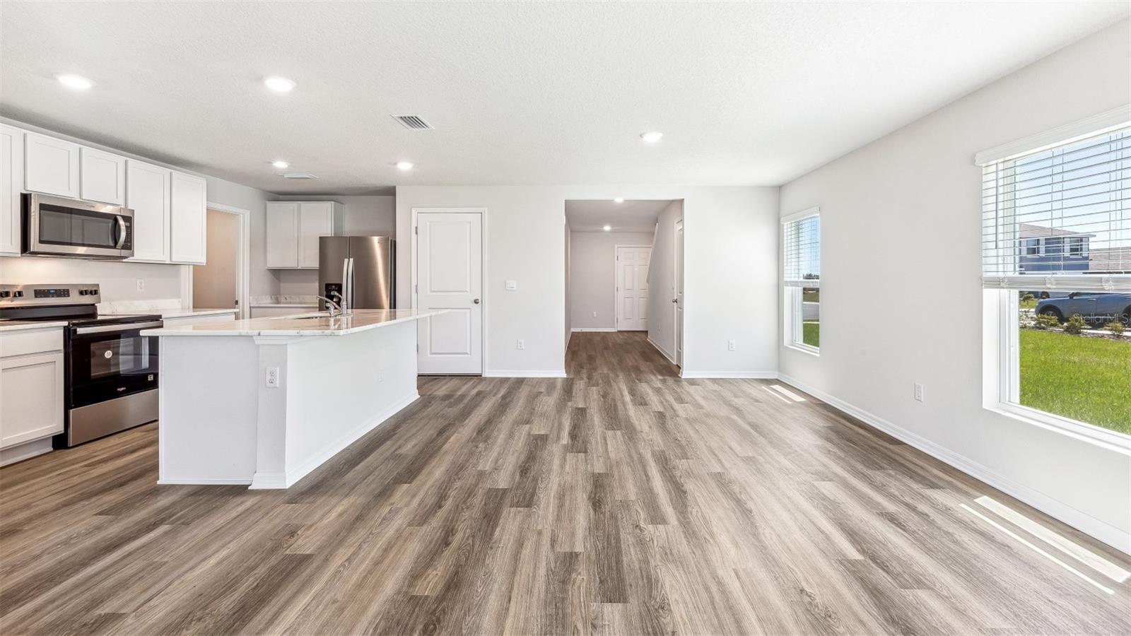 Image 9 of 50 For 18137 Gander Terrace