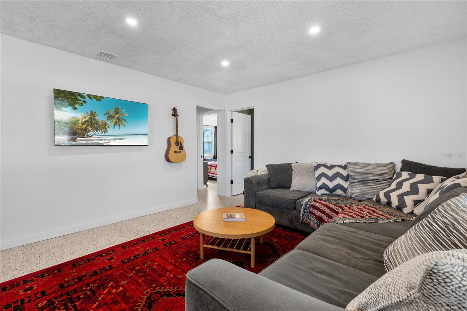 Image 15 of 30 For 3217 Teal Avenue